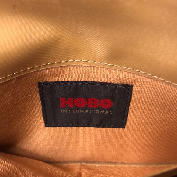 Hobo leather snakeskin clutch/wallet/cardholder - Picture 4 of 10